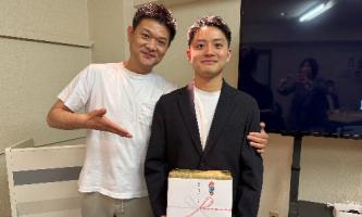 【毎月の恒例】親方からプレゼント🎁絆が深まる誕生日会!