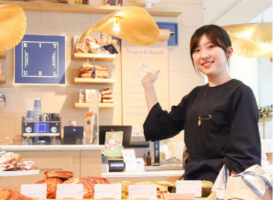 【ベイクルーズグループ】長く働ける環境です!