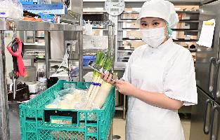 株式会社アスモフードサービス 高齢者福祉施設・病院・社員食堂など、誰かの毎日を支える仕事