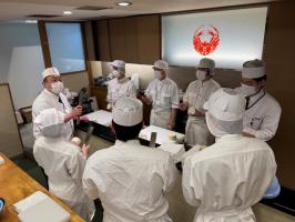 「かに道楽」1年次研修を実施しました①