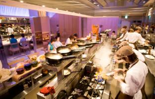 株式会社 HUGE あなたらしさ×仲間×どこにもないここだけのレストラン。