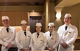 鮨竹半 若槻 世界最高峰レストラン1000店・受賞!女性職人も活躍!